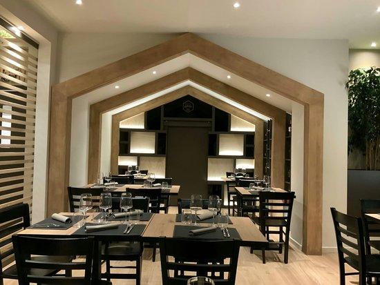 Dada Restaurant & Bar